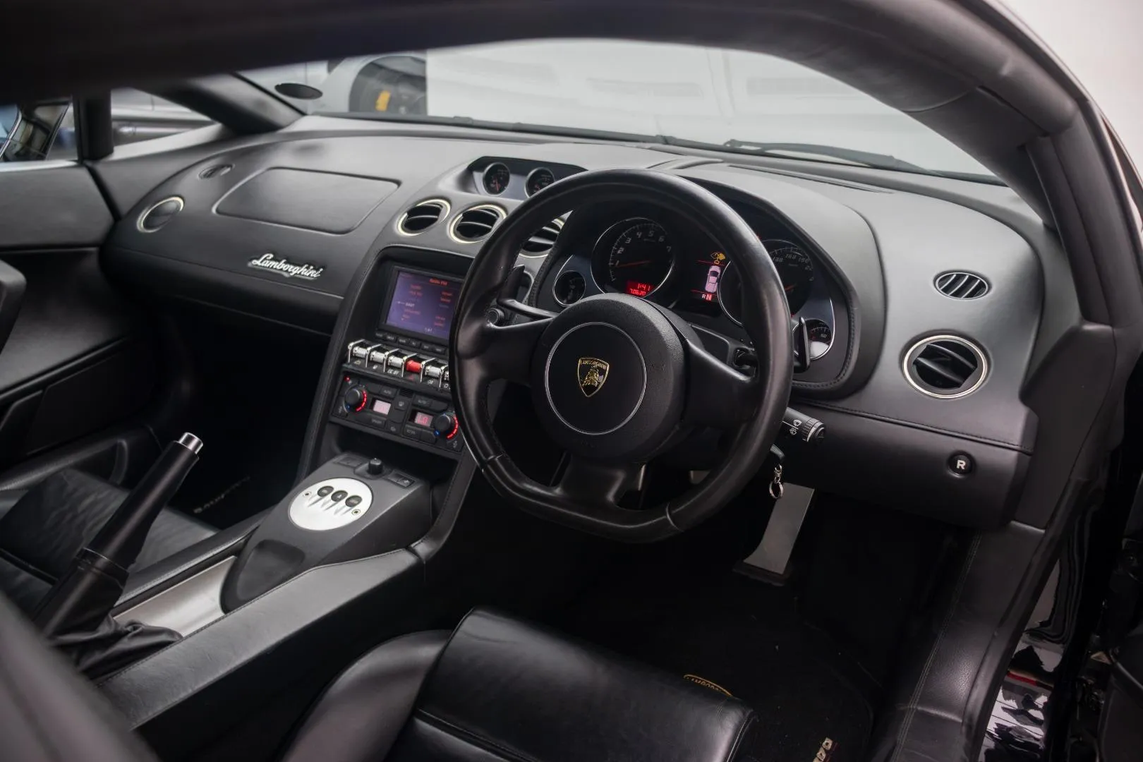 2012 Lamborghini Gallardo LP550-2, photo 6 of 11