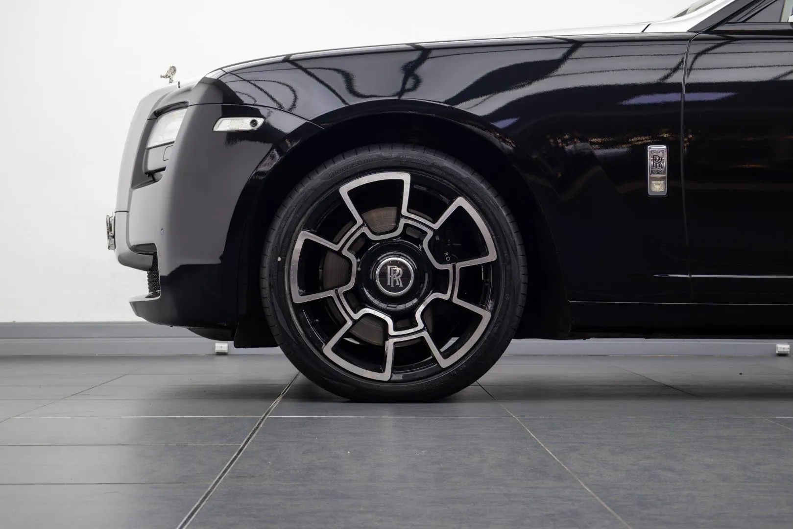 2012 Rolls-Royce Ghost 6.6L, photo 16 of 17