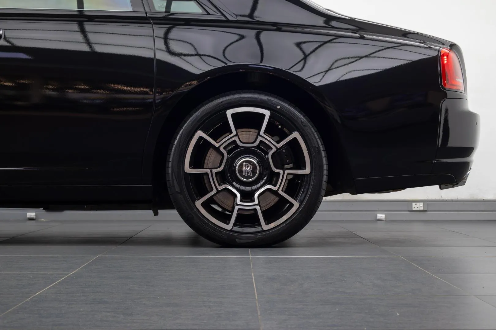 2012 Rolls-Royce Ghost 6.6L, photo 17 of 17