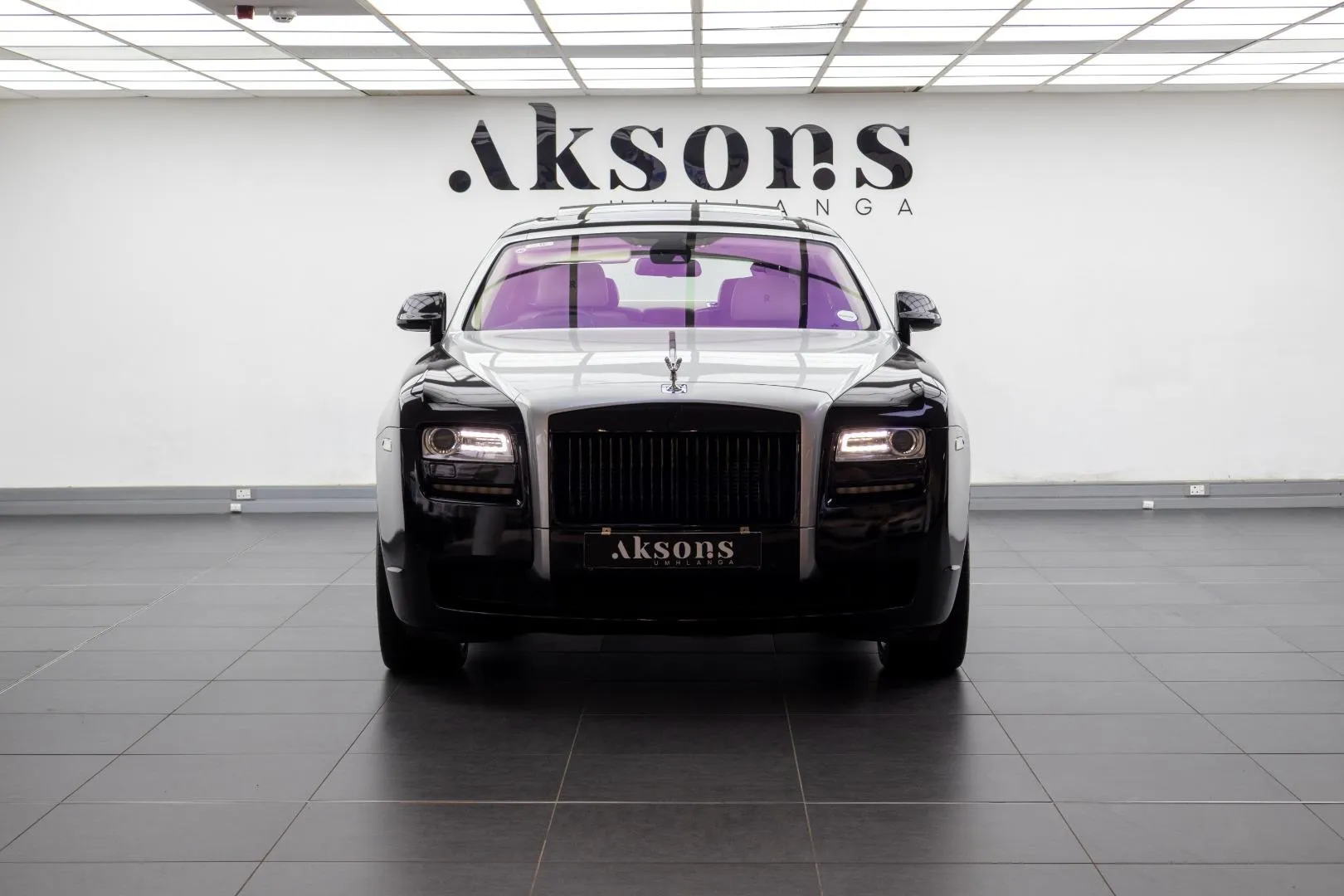 2012 Rolls-Royce Ghost 6.6L, photo 4 of 17