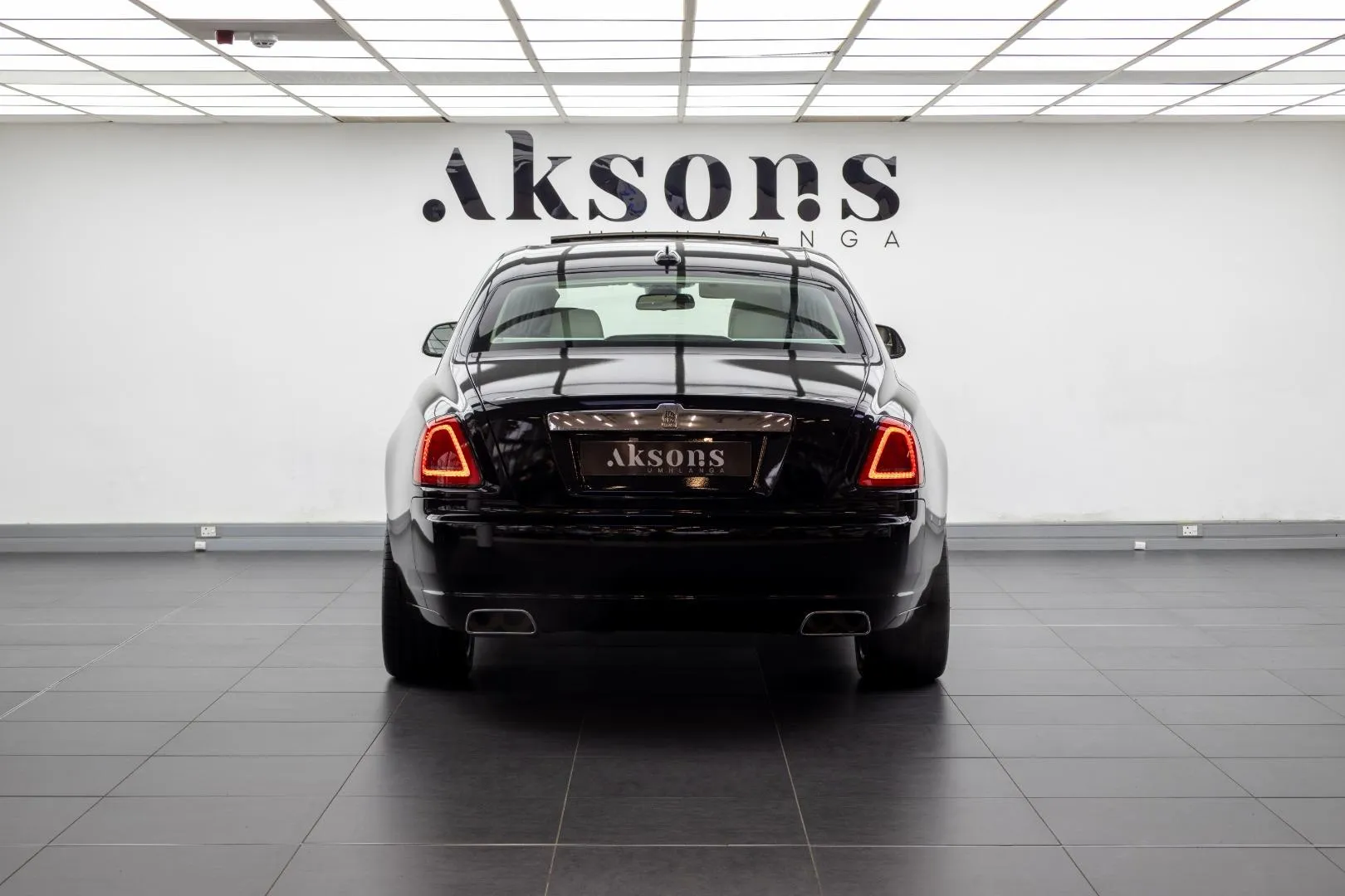 2012 Rolls-Royce Ghost 6.6L, photo 5 of 17