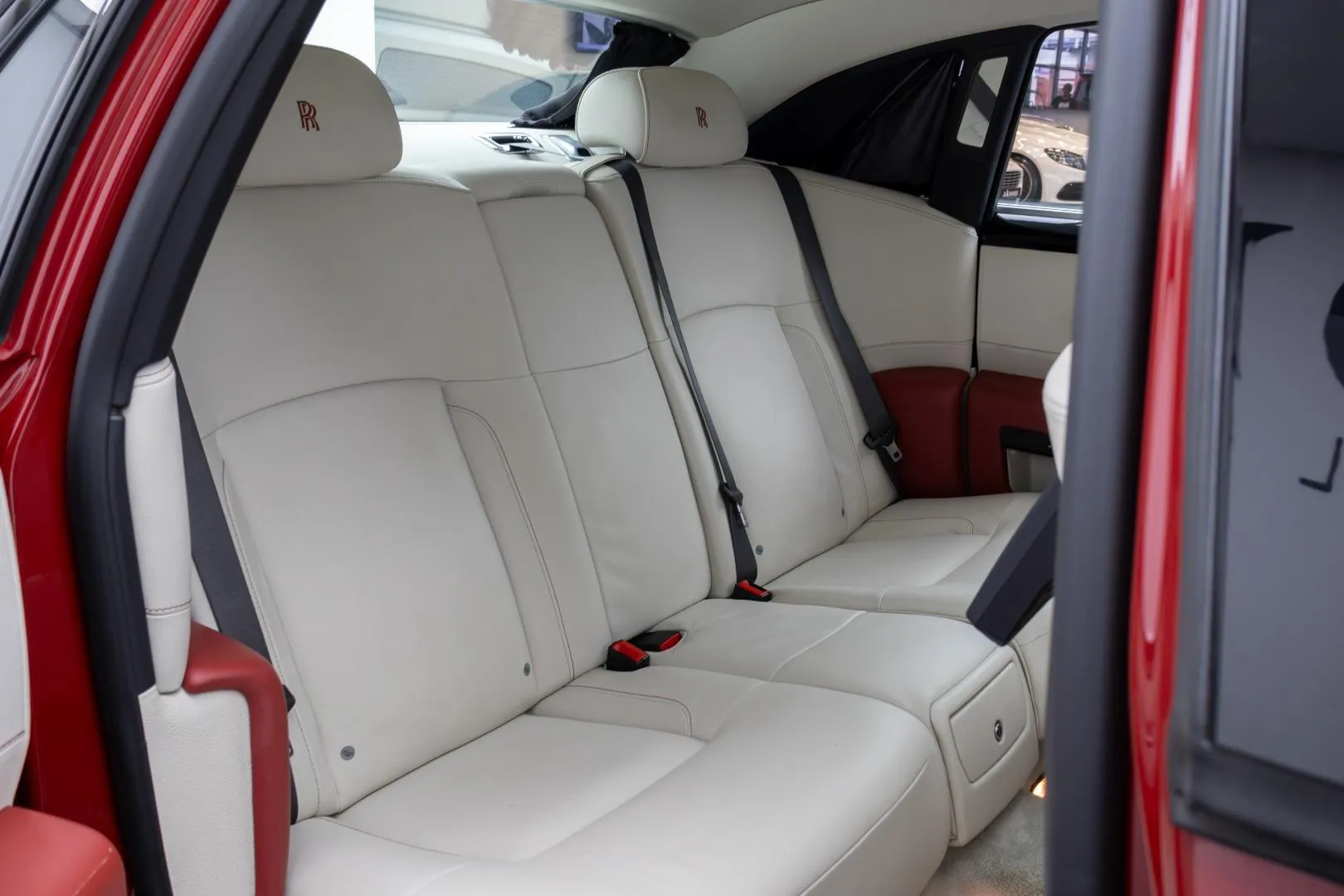 2012 Rolls-Royce Ghost 6.6L, photo 9 of 17