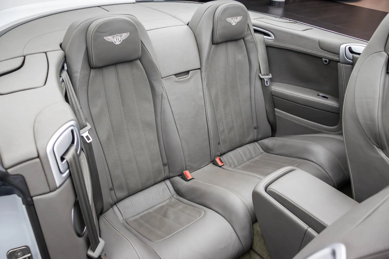2013 Bentley Continental GTC V8, photo 11 of 15