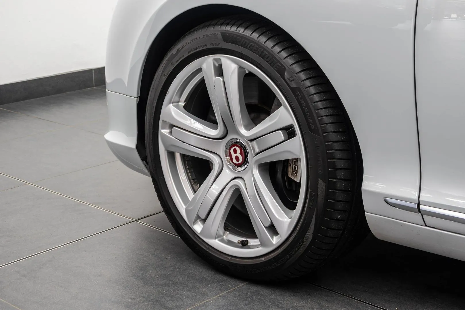 2013 Bentley Continental GTC V8, photo 13 of 15