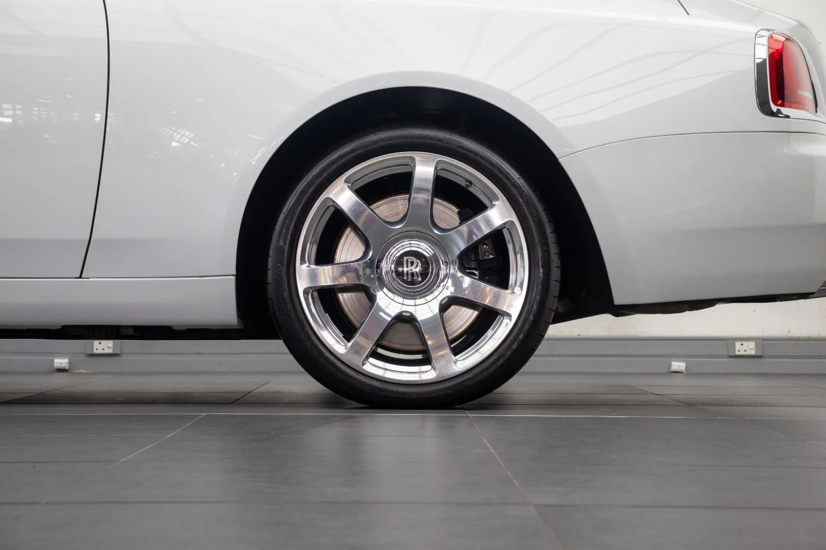 2015 Rolls-Royce Wraith V12 Coupe, photo 12 of 12