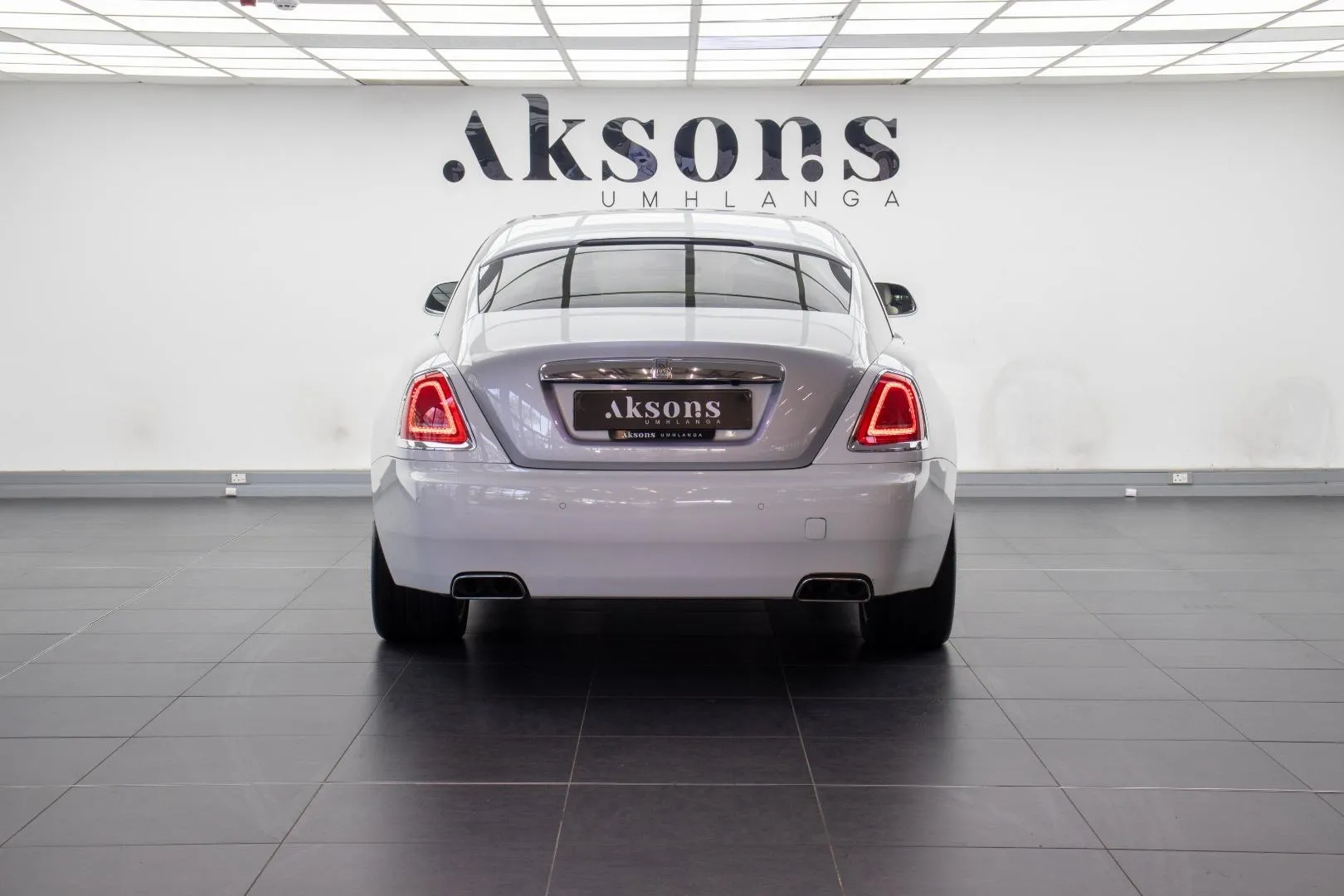2015 Rolls-Royce Wraith V12 Coupe, photo 5 of 12