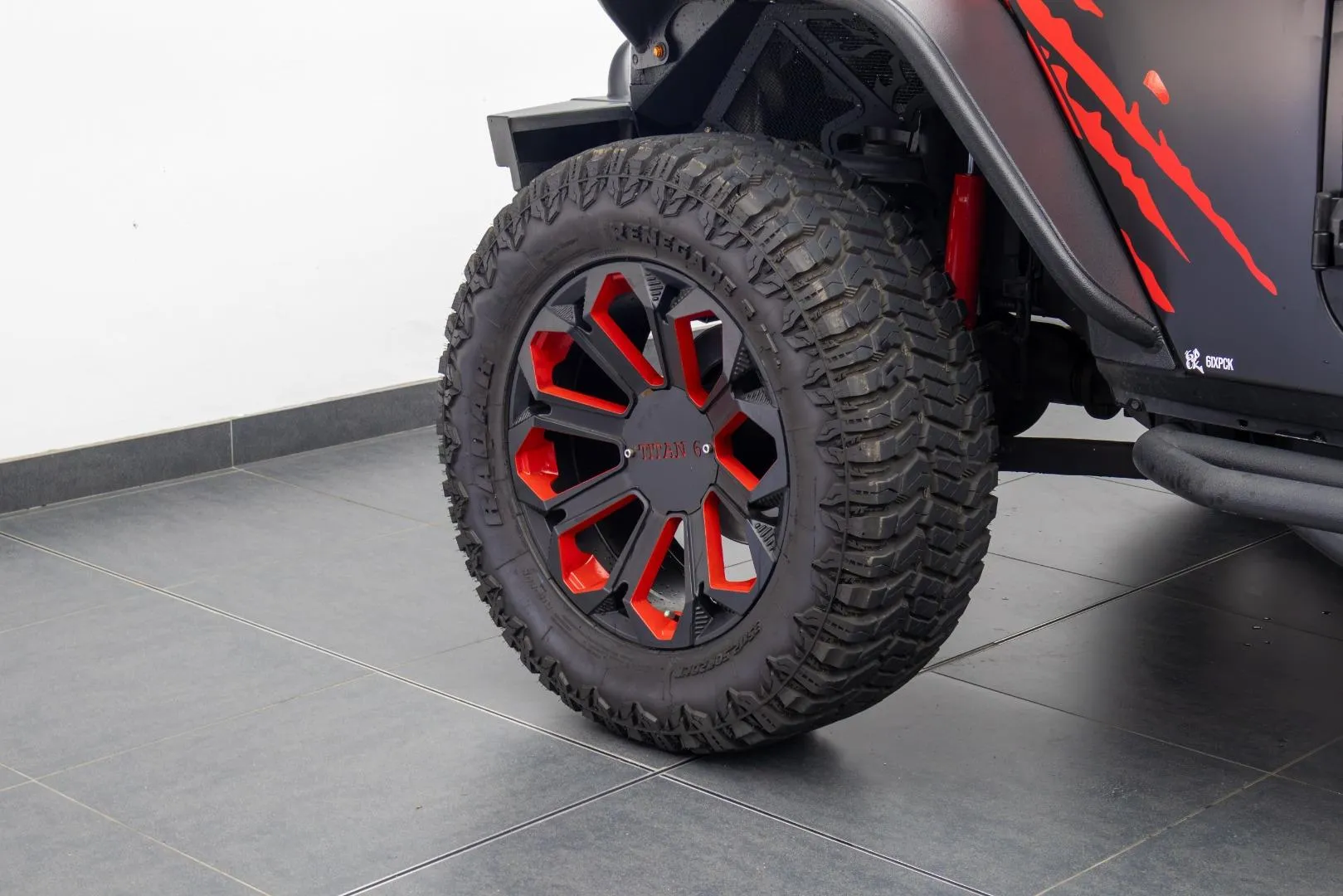2016 Jeep Wrangler Unlimited 3.6L Sahara, photo 11 of 14