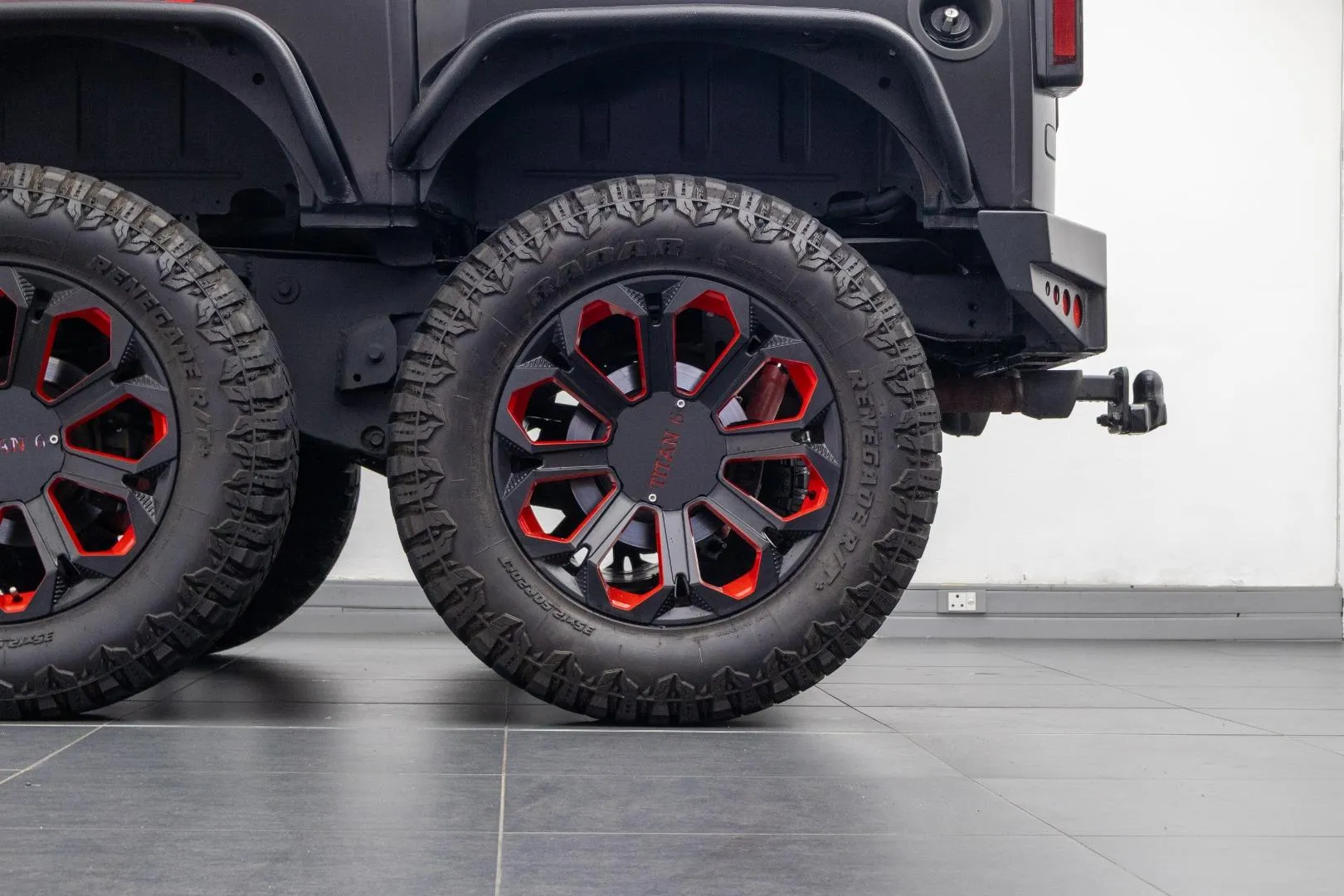 2016 Jeep Wrangler Unlimited 3.6L Sahara, photo 14 of 14