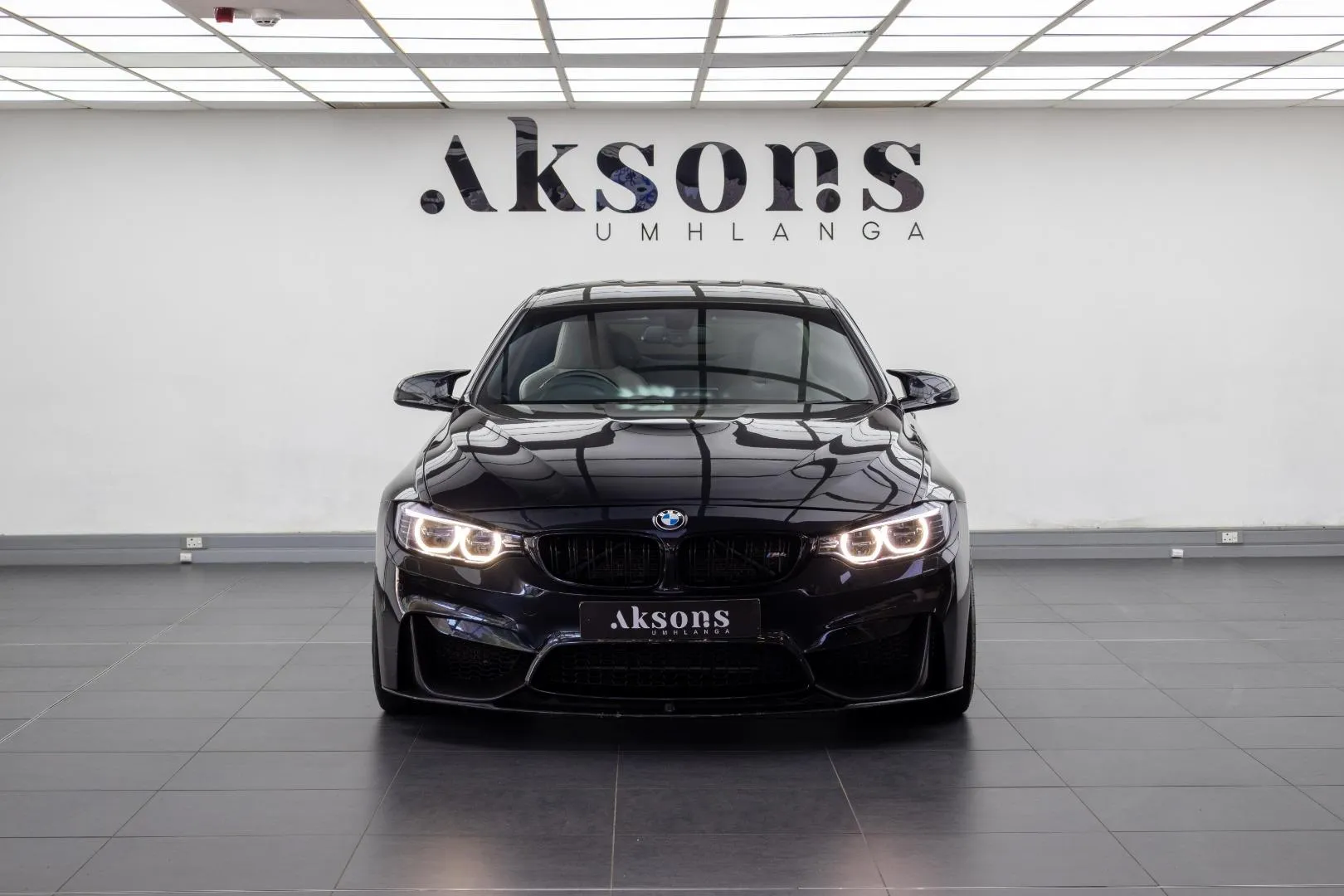 2017 BMW M4 Coupe Competition Auto, photo 4 of 12