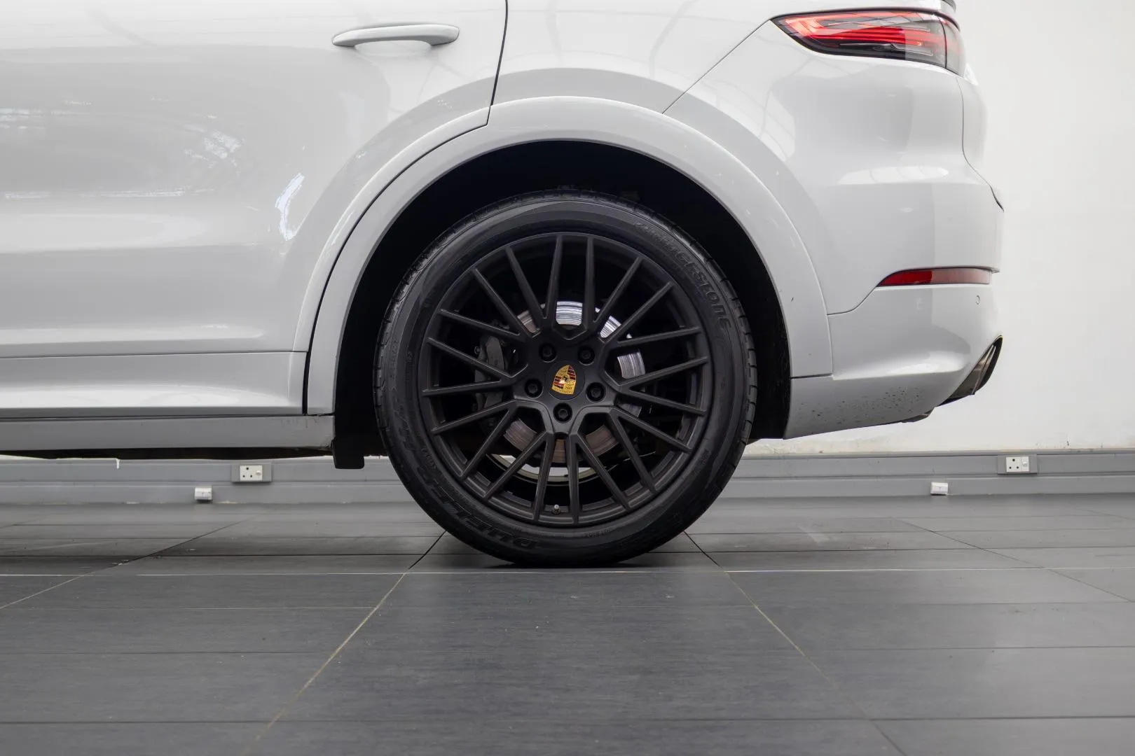 2020 Porsche Cayenne S Coupe, photo 13 of 13