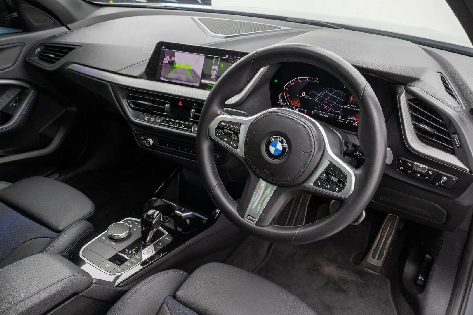 2022 BMW 1 Series 118i Mzansi Edition, photo 7 of 12